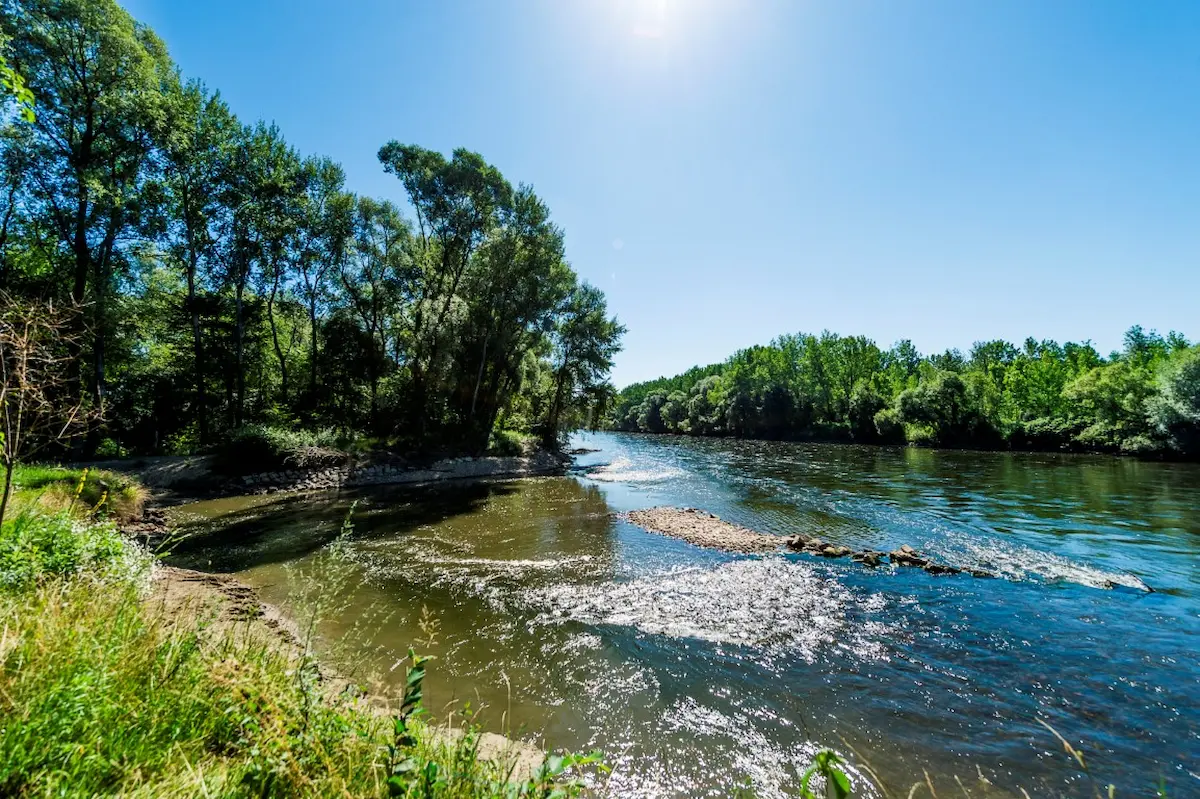 Nature experiences in the Styrian thermal spa & volcano region